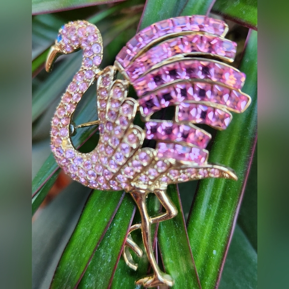 Vtg GIORGIO Flamingo Glitzy Barbie Gems PINK Rhinestones GOLD Marked Brooch NWOT - Picture 7 of 12